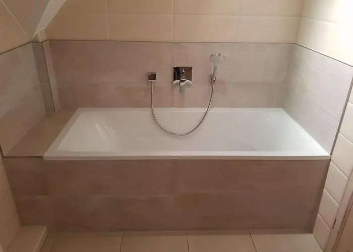 In With Swimming Pool *